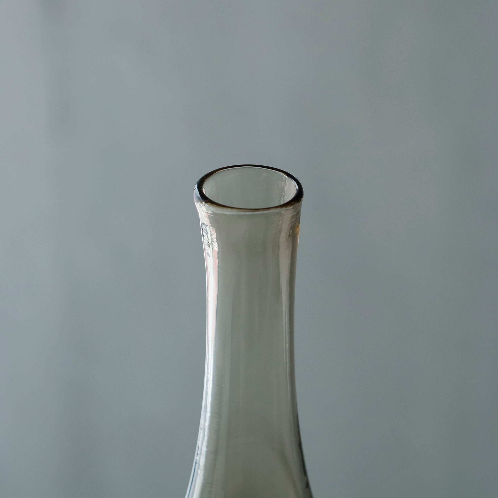 ●26-TE-108 Bottle (Large) AMBER