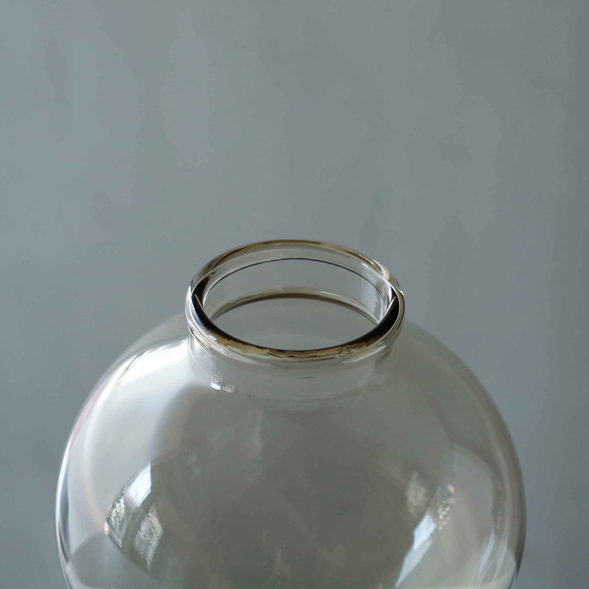 ●26-TE-117 蓋物 AMBER A