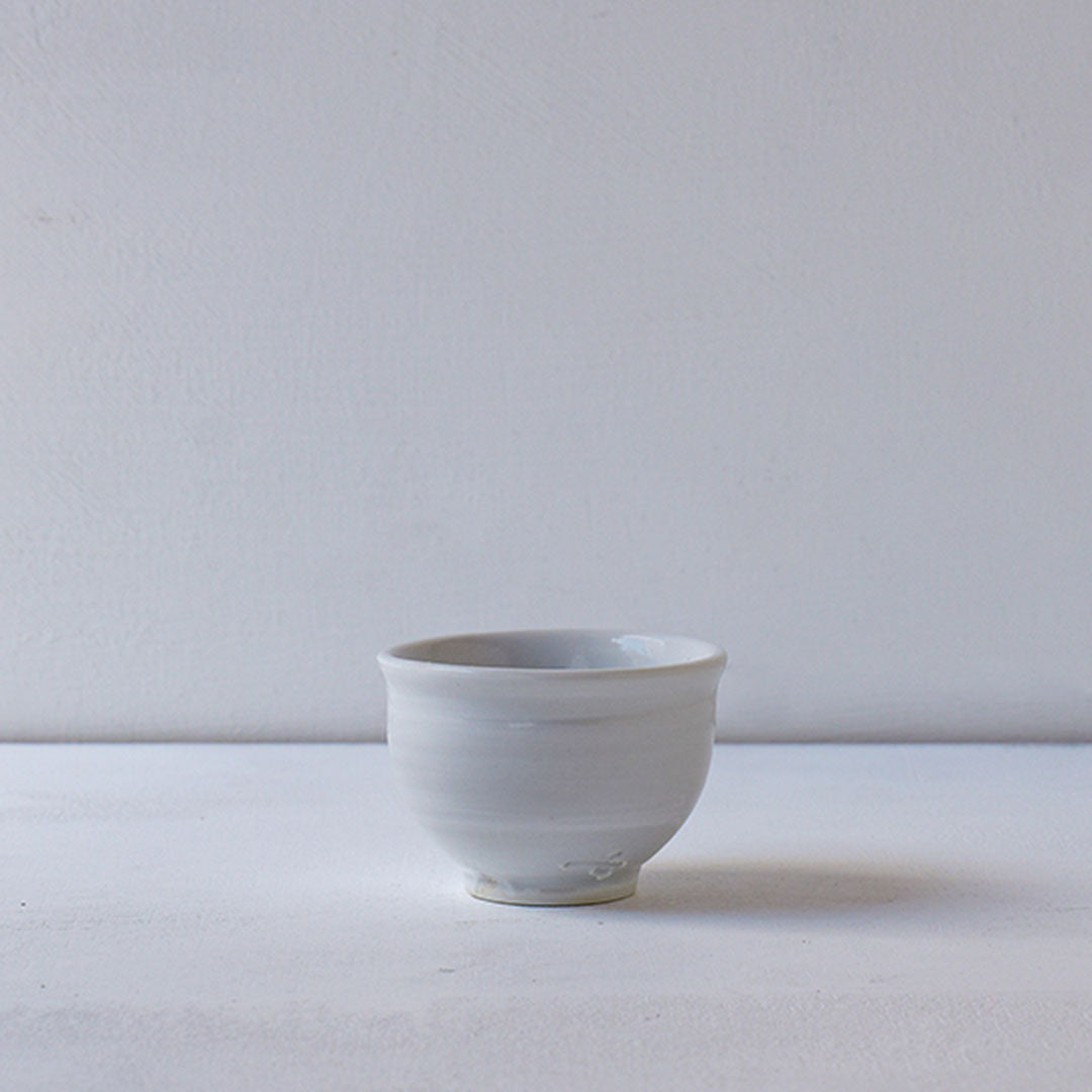 ●25-YT139 White Porcelain Sakazuki