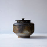 ●25-YT22 窯変黒唐津 八角壺