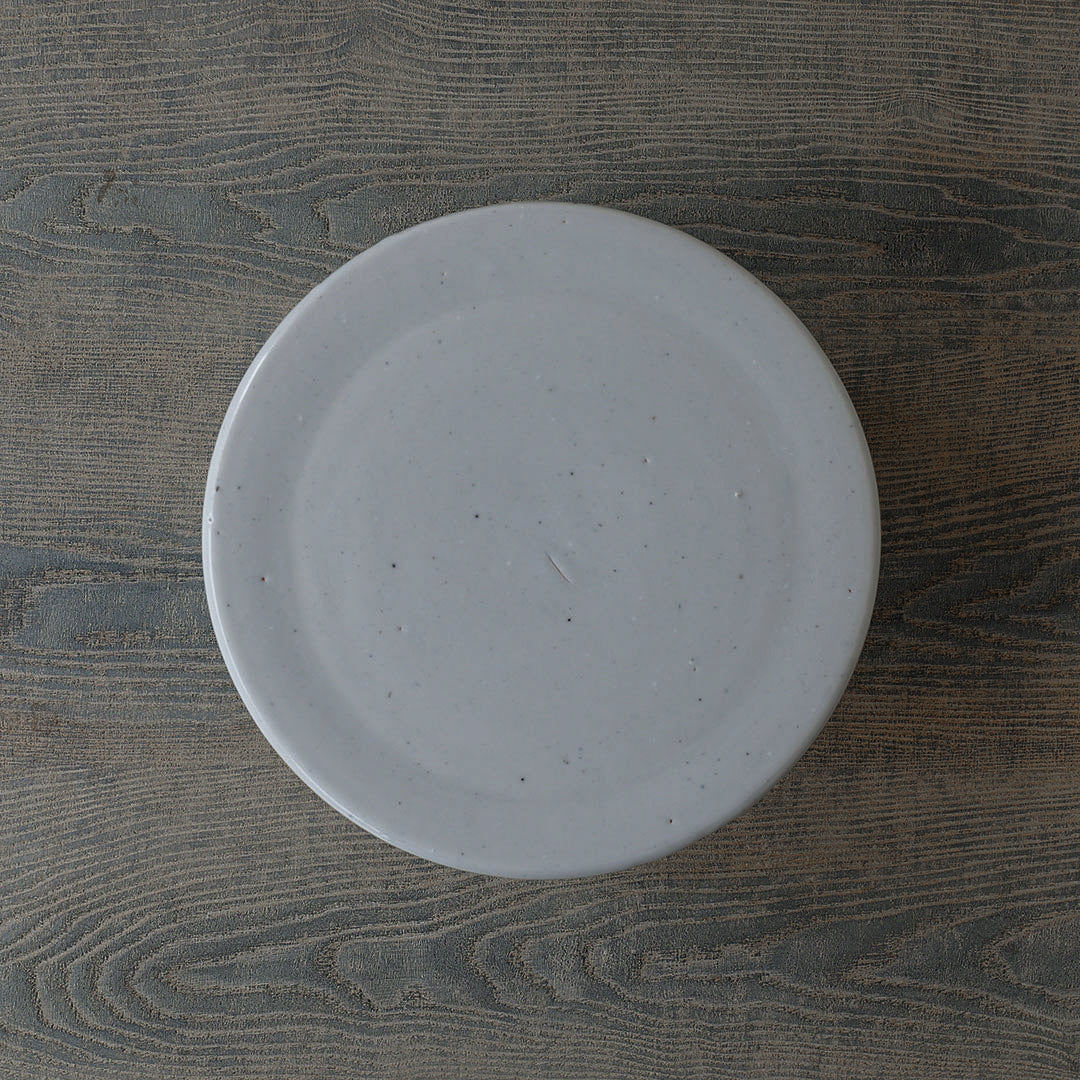 ●24-TS 34 Tomoko Sakai - White Porcelain Tube-Shaped Vase