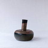 ●24-TY-38黒唐津掛分花入