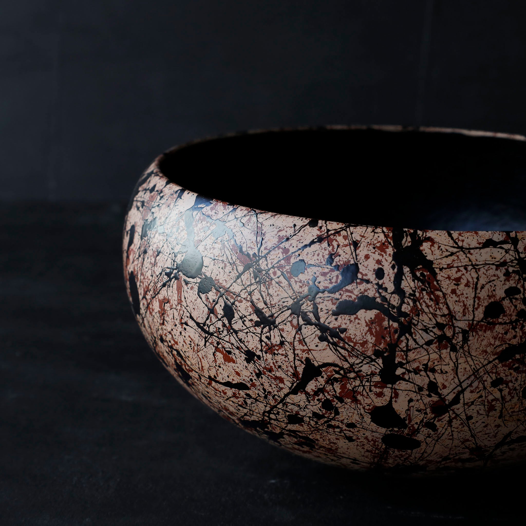 26-AS-37 Teppatsu (Iron Alms Bowl-shaped Large Bowl) – Pink