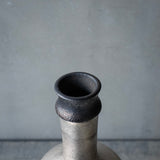 ●25-AF-41 花器(ボトル大)黒・ 銀 B