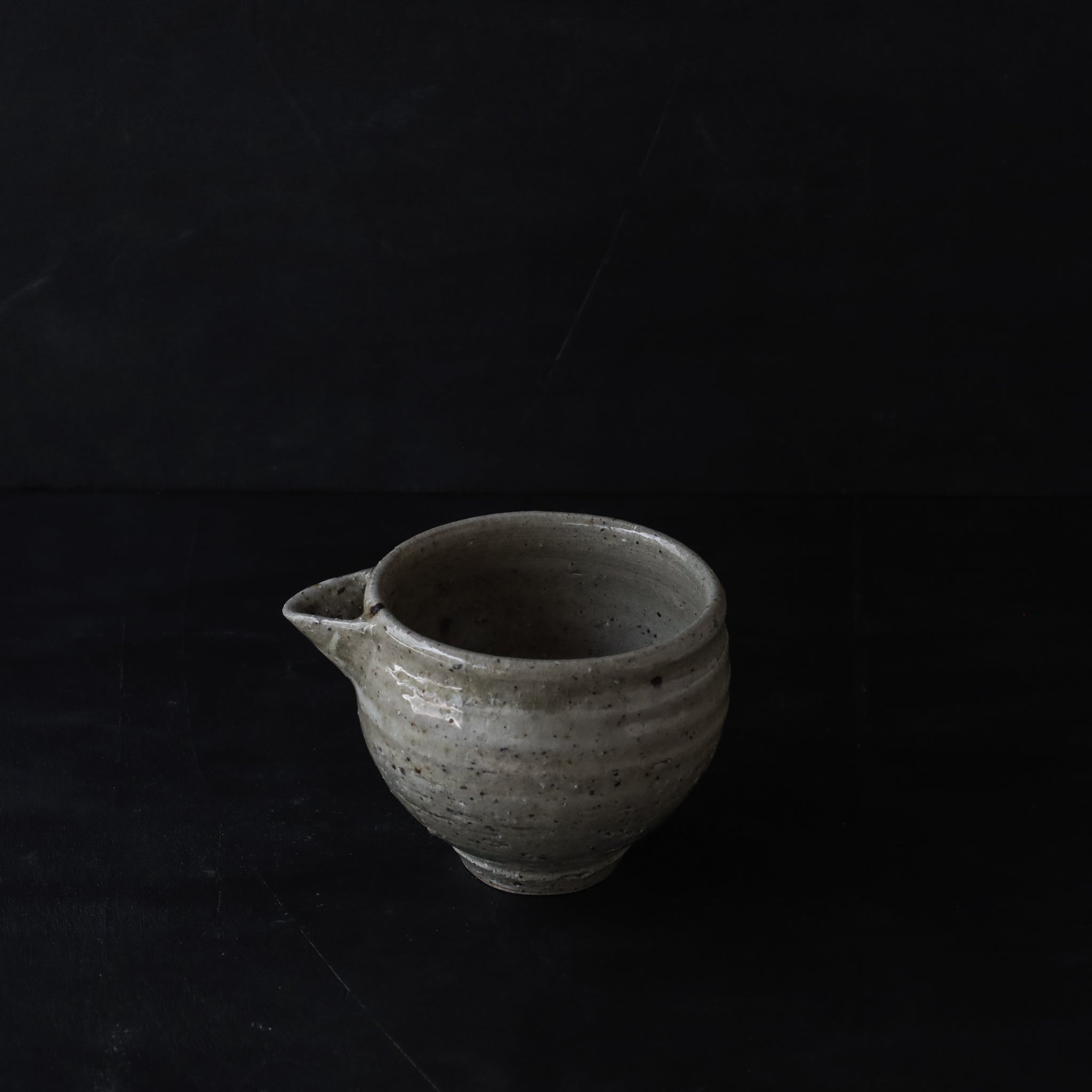 ●26-OM-46 刷毛目片口酒器セット