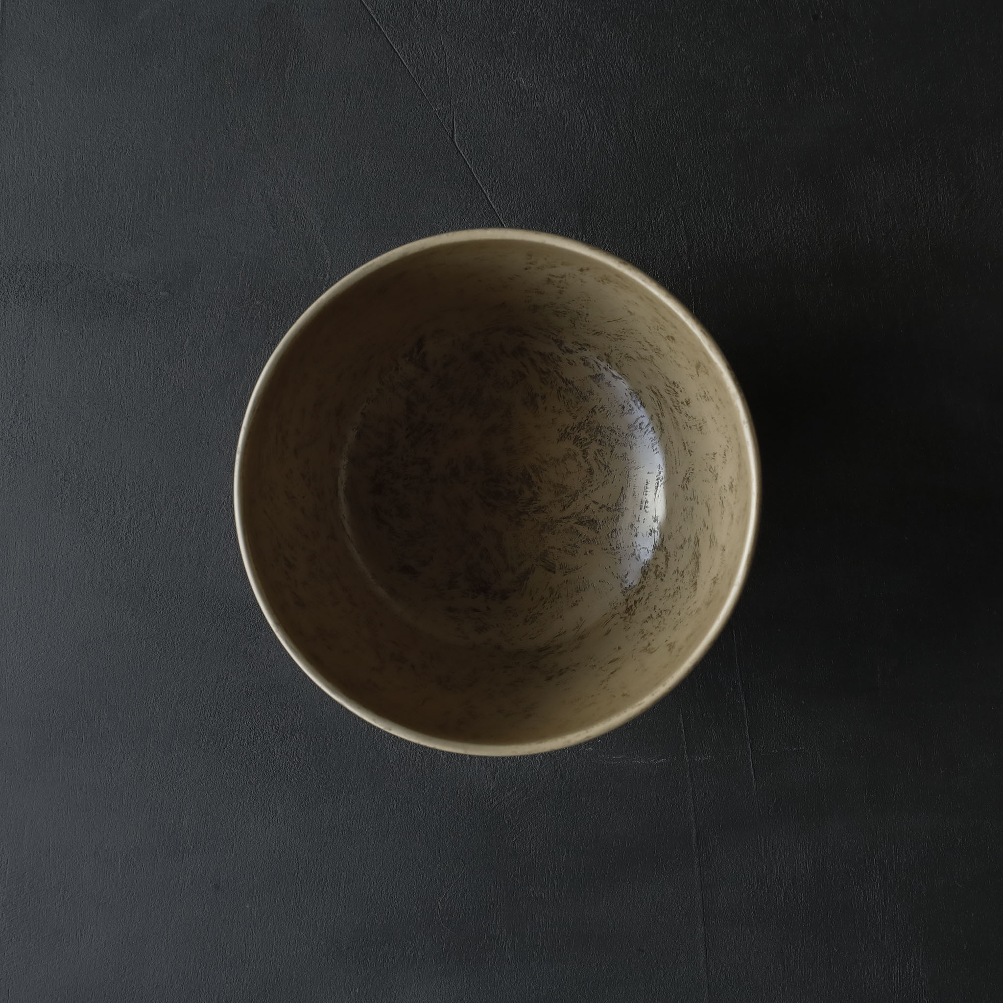 26-AS-9 Tsutsugata-wan (Cylindrical Large Bowl) – White