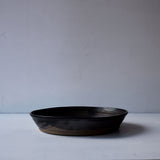 ●25-YT50 黒唐津 深平皿