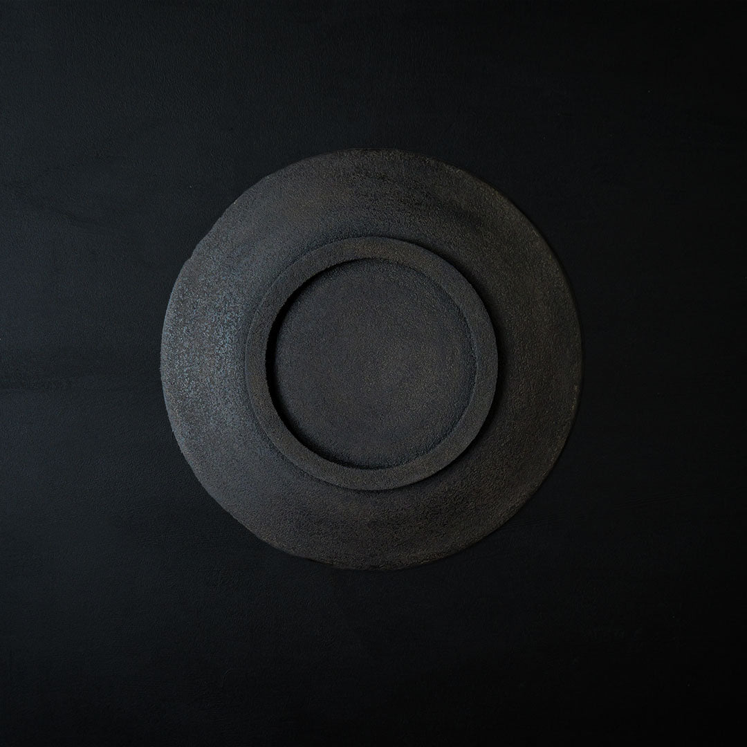 ●25-KF Sabi-urushi Plate 24cm Black
