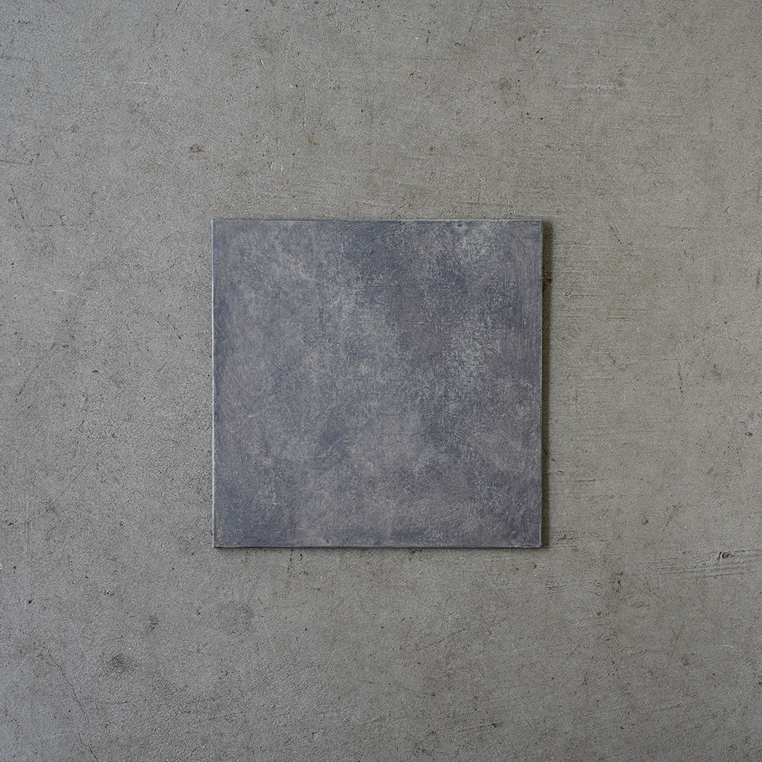 Wataru Hatano Tray 180x180 GY