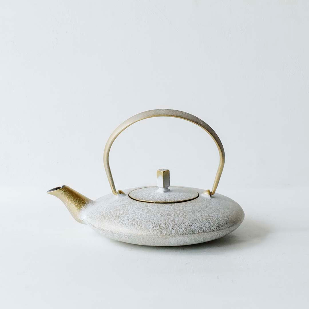 Kukan Chuzo / Cast Iron Teapot 