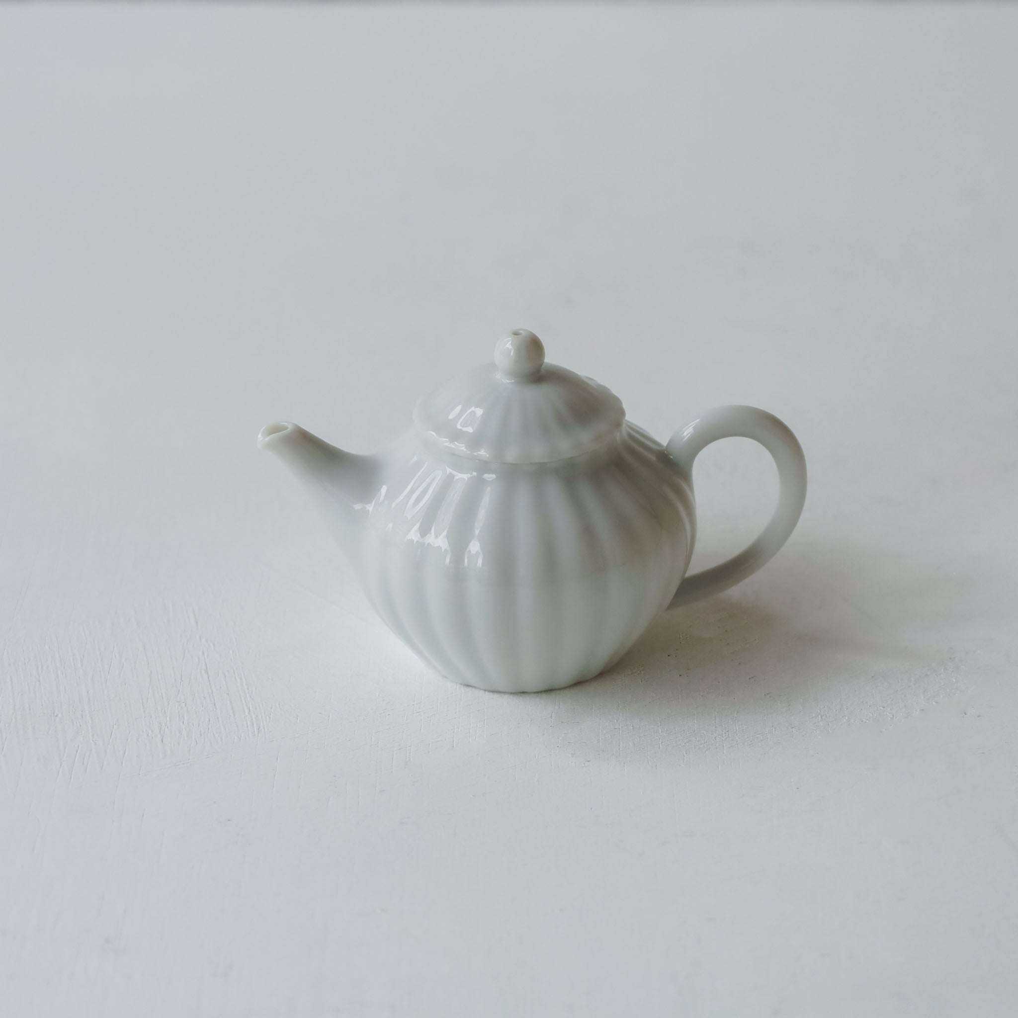 Yuichi Murakami White Porcelain Rinka Teapot