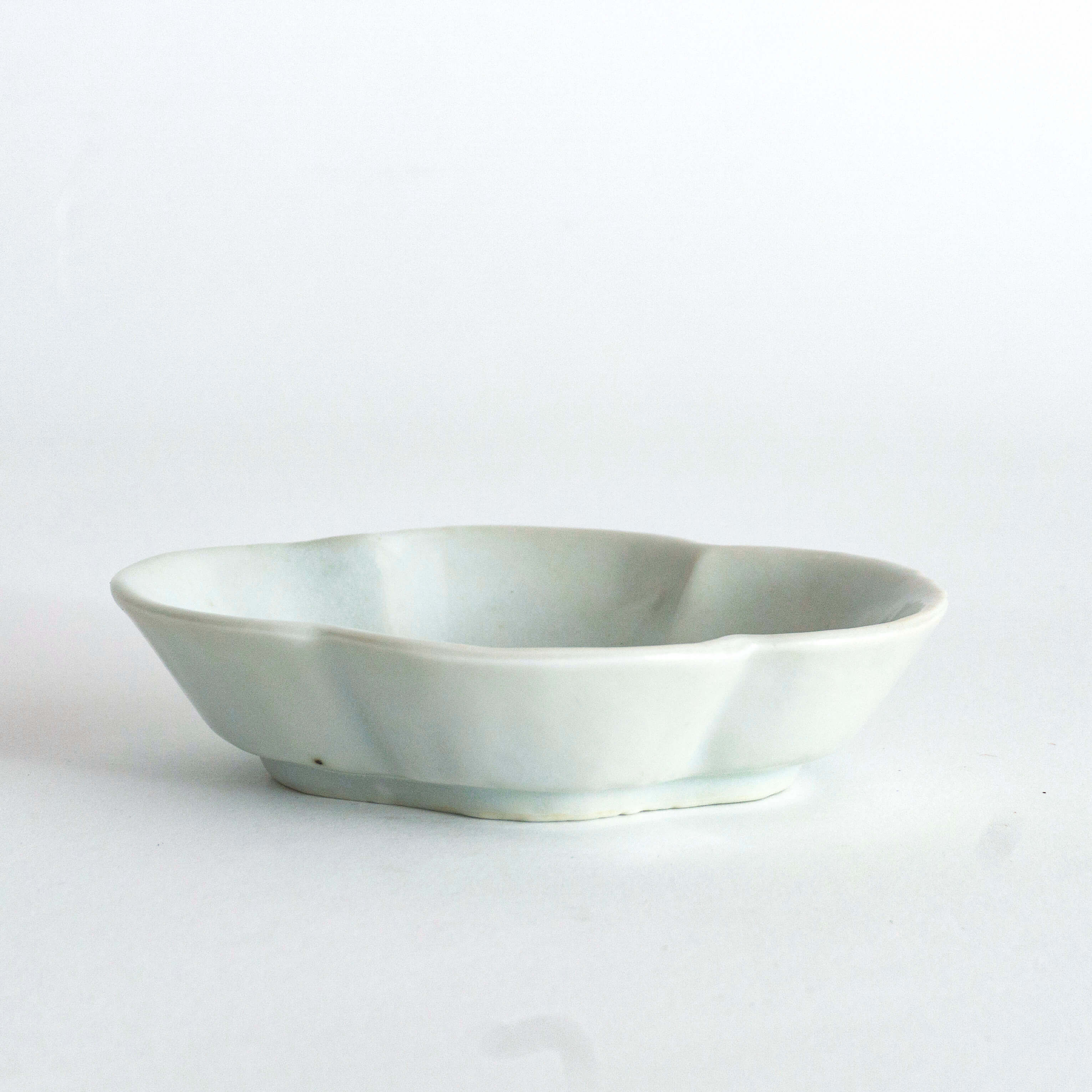 ◆Yazaemon Kiln - Small Mamebachi Bowls, Old White Porcelain (Gift Set of 4)