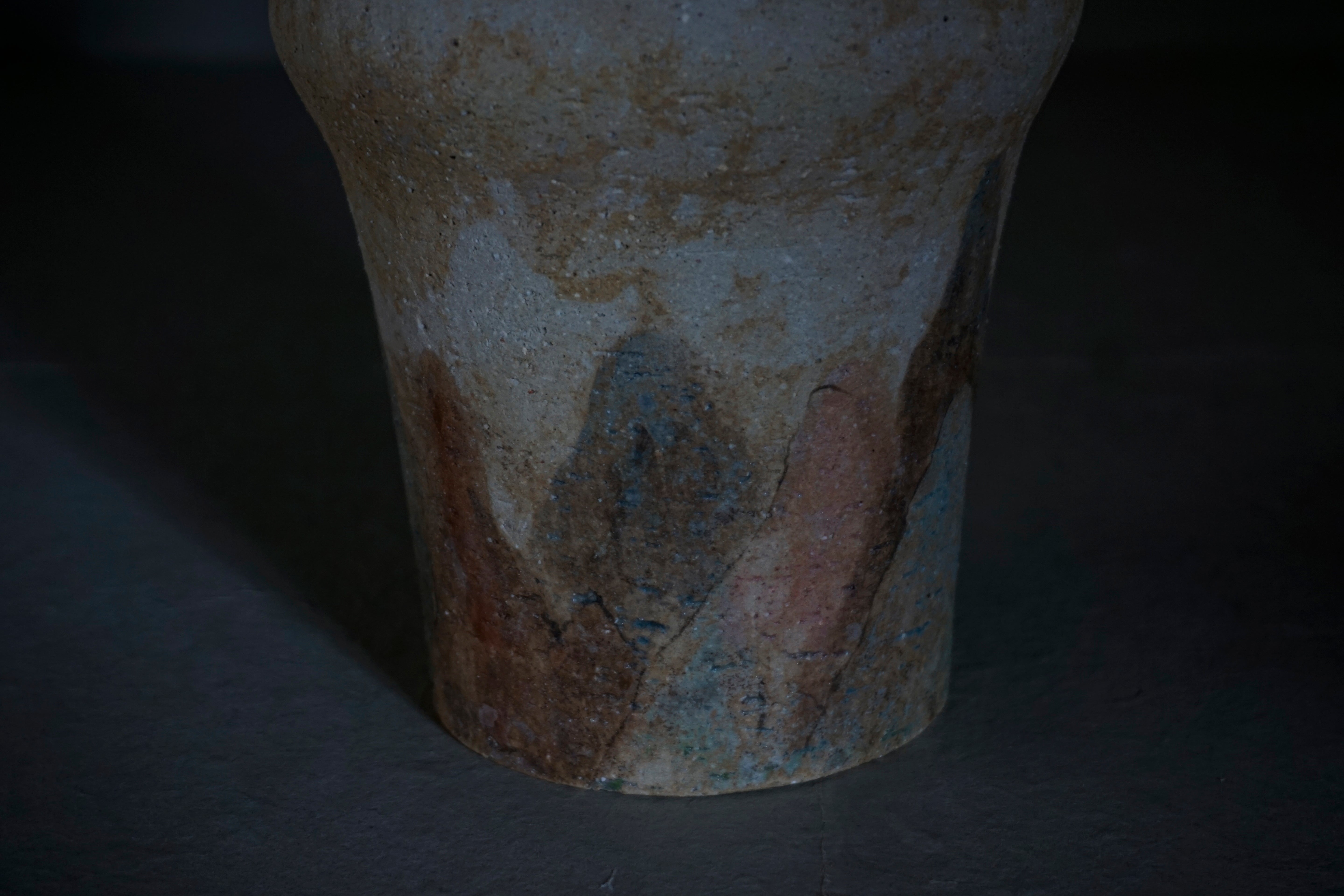 ●25-IM28 Painted Grayware Jar – Horse