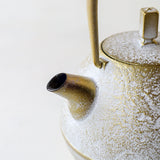 Kukan Chuzo / Egg Cast Iron Teapot M champagne (platinum gold color) with wooden box