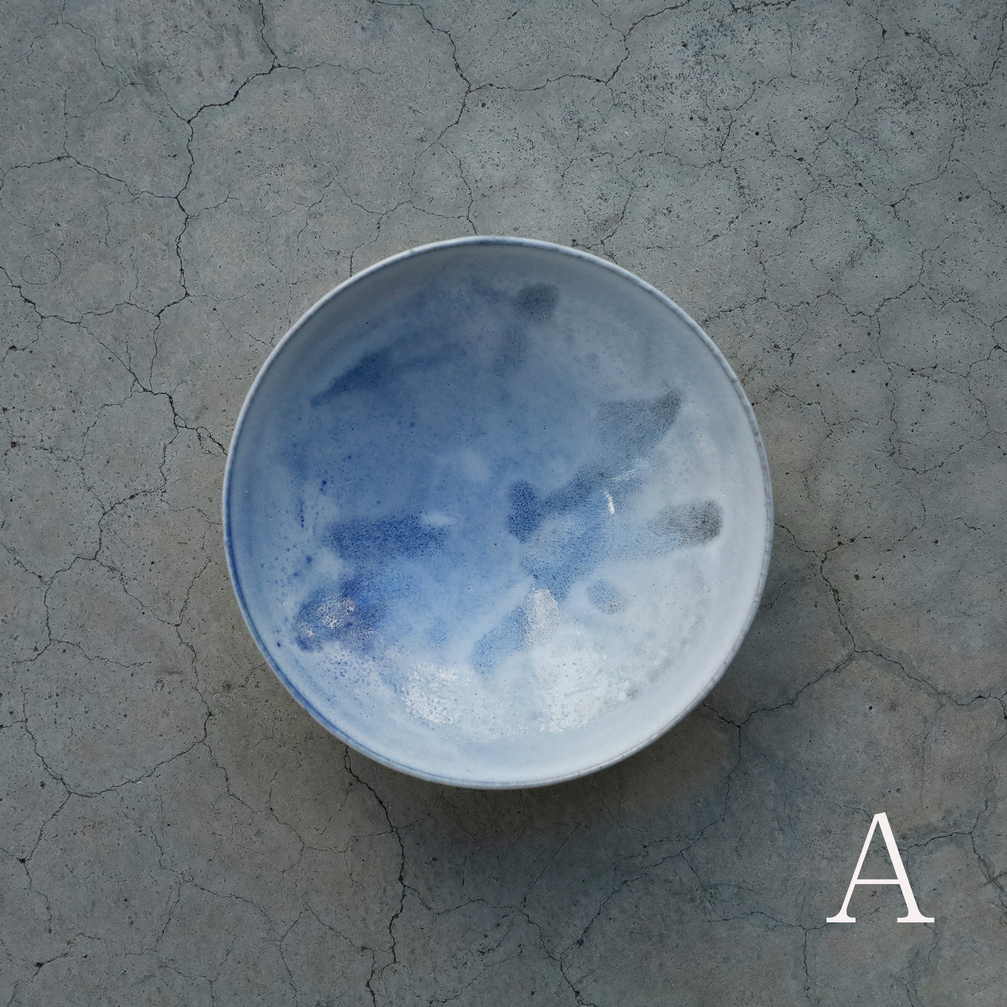 Etsuji Noguchi / Pale Blue Glaze, Medium Bowl