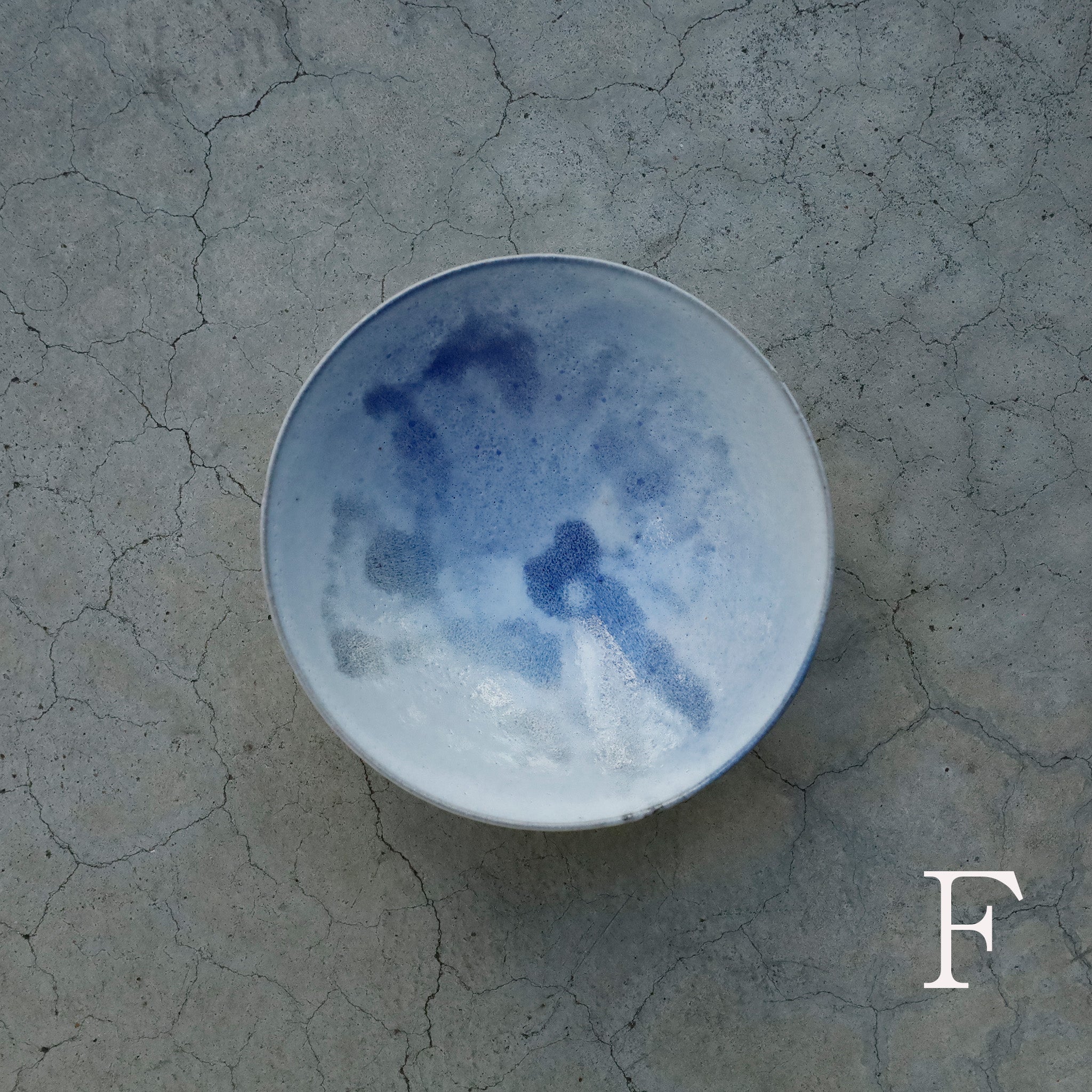 Etsuji Noguchi / Pale Blue Glaze, Medium Bowl