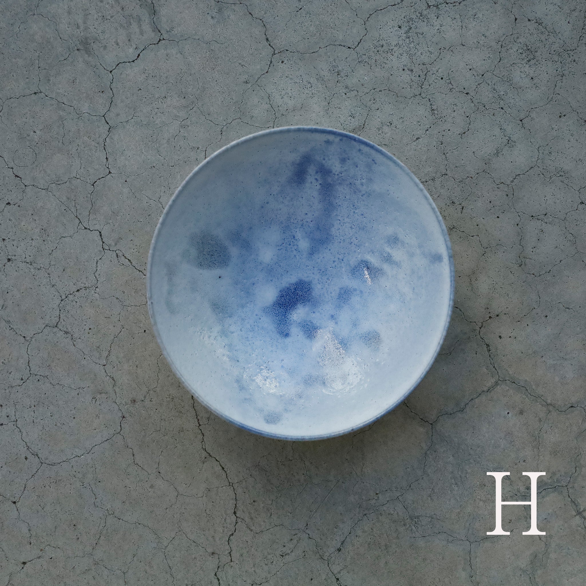 Etsuji Noguchi / Pale Blue Glaze, Medium Bowl