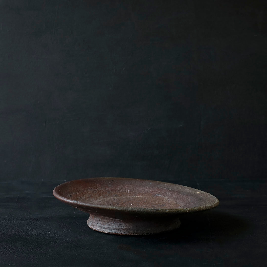 Manabu Kachi Plate