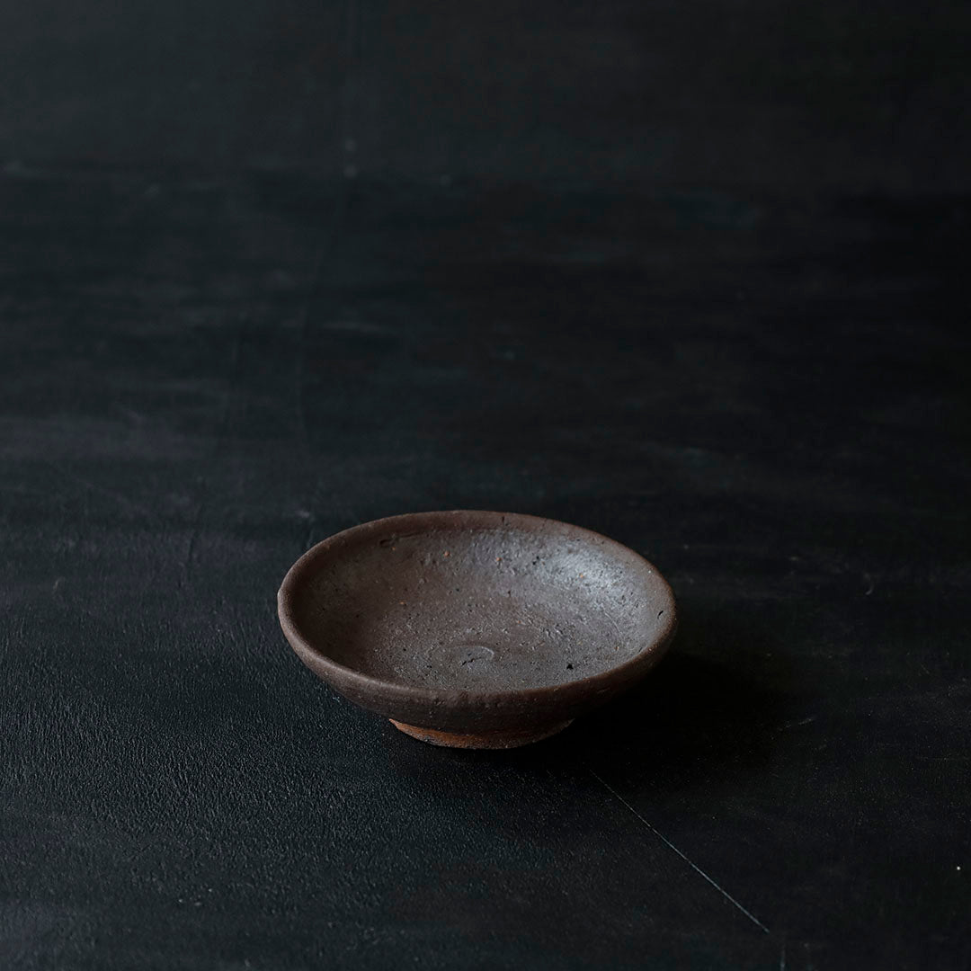 Manabu Kachi Plate