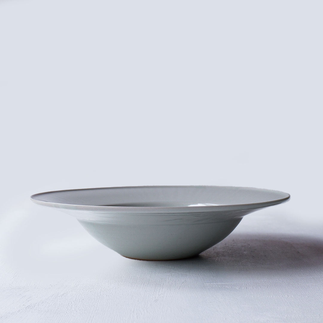Miyuki Koizumi Rim Bowl White 24cm