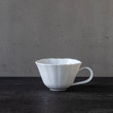 ●25-YM-46 White Porcelain Tea Cup S