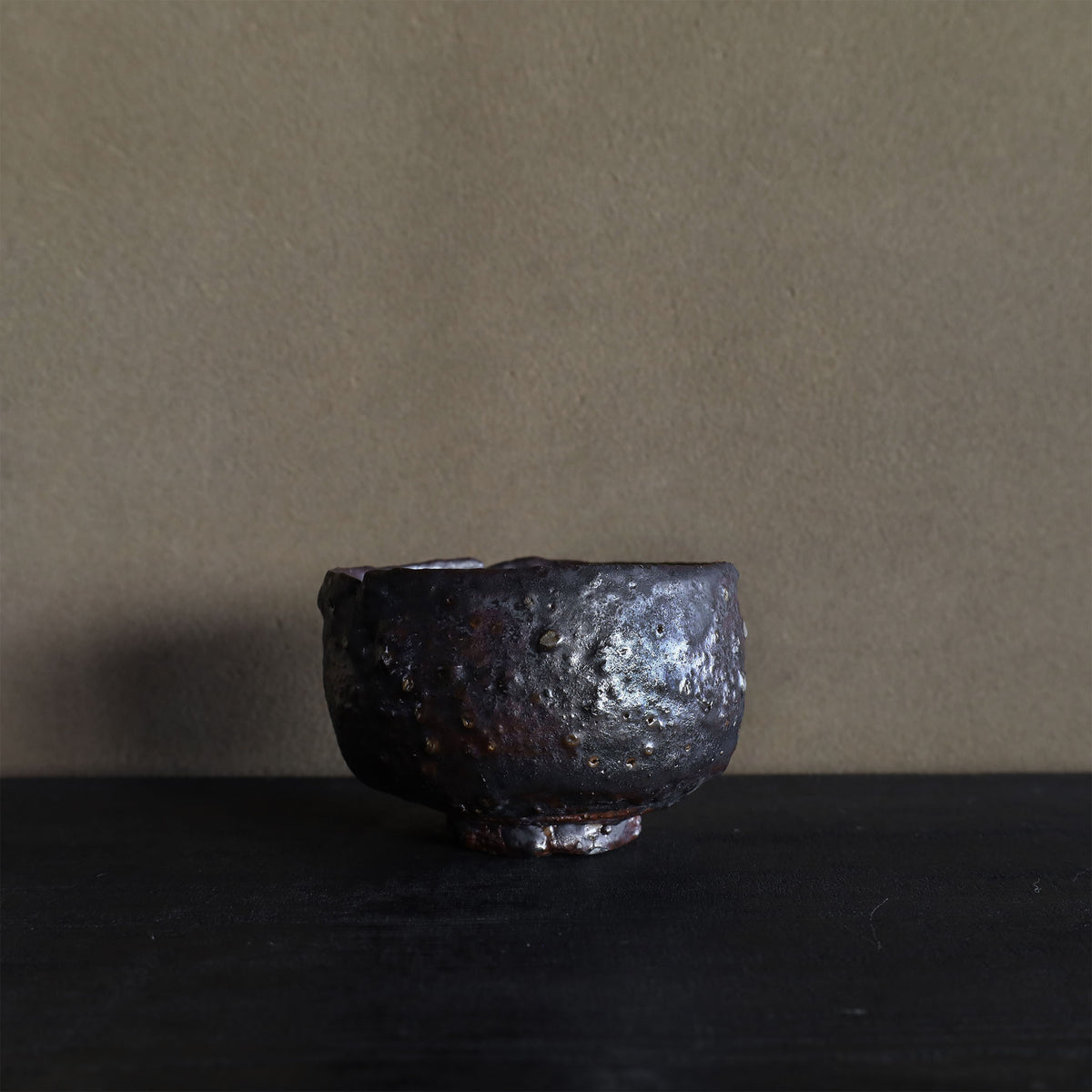 26-22 Shiro Shimizu, Tarao Clay, Iron Glaze, Stacked-Fired Chawan