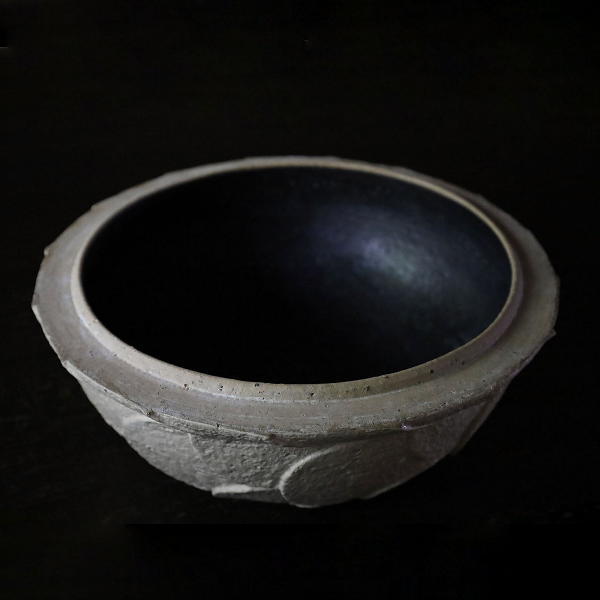 Toubou Makiya Ryumon Gousu (Large Lidded Vessel with Dragon Scale Pattern)