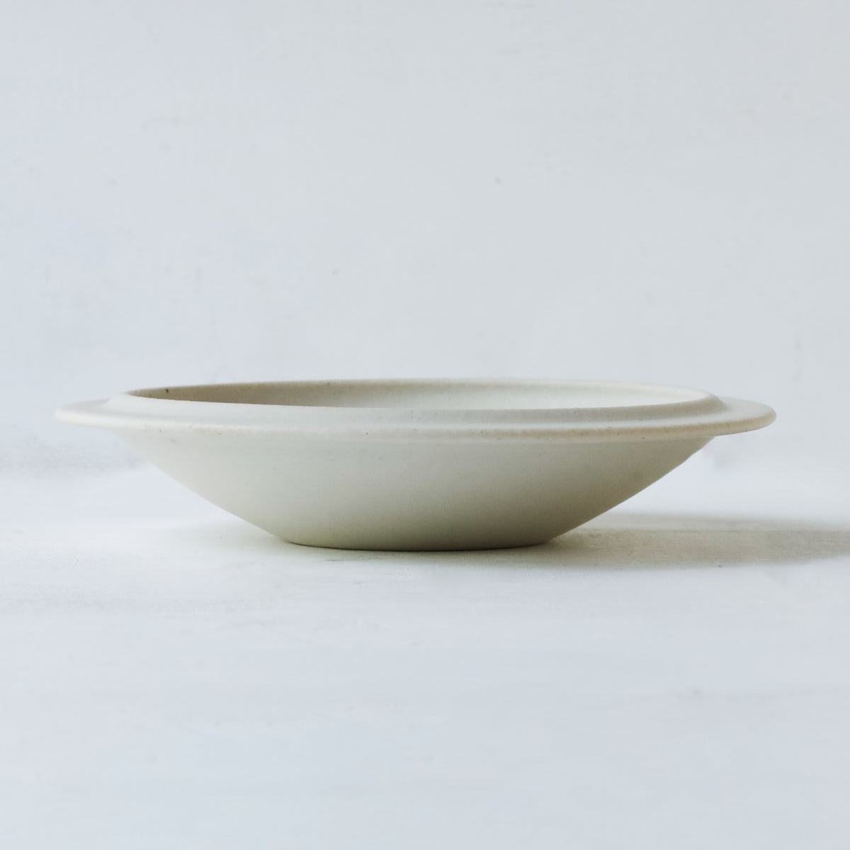 Atsushi Funakushi Round Plate White