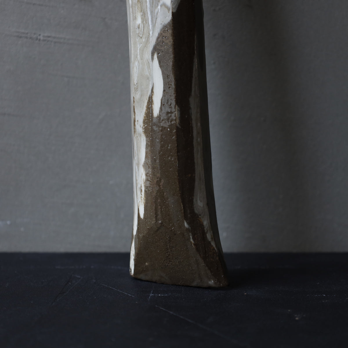 ●26-HN-7 Hanging Vase Marble