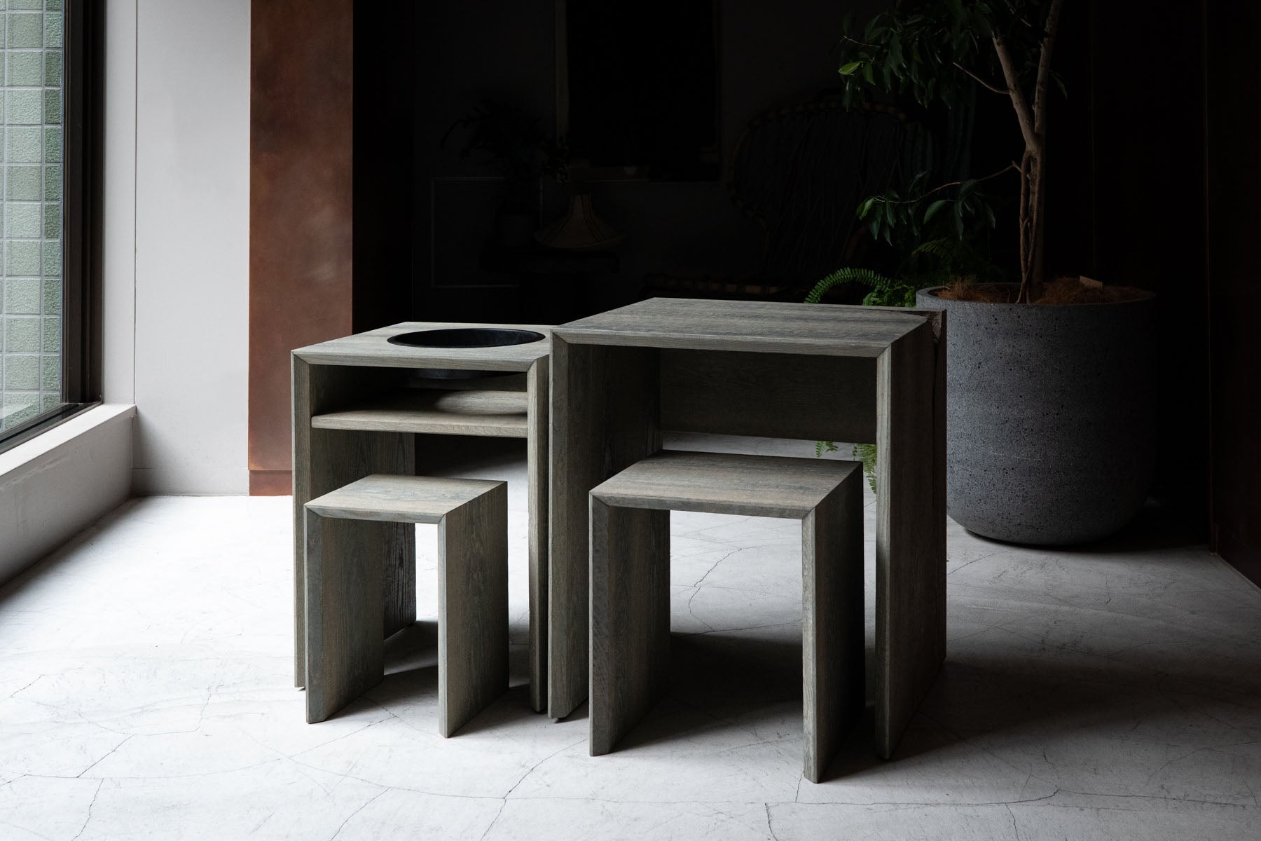 Fuyou Ryurei-joku 4-piece Set (a set of tea service tables and chairs)