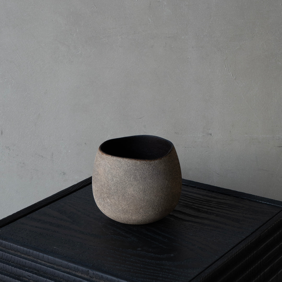 25-10S 藤本健 錆漆 椀 白