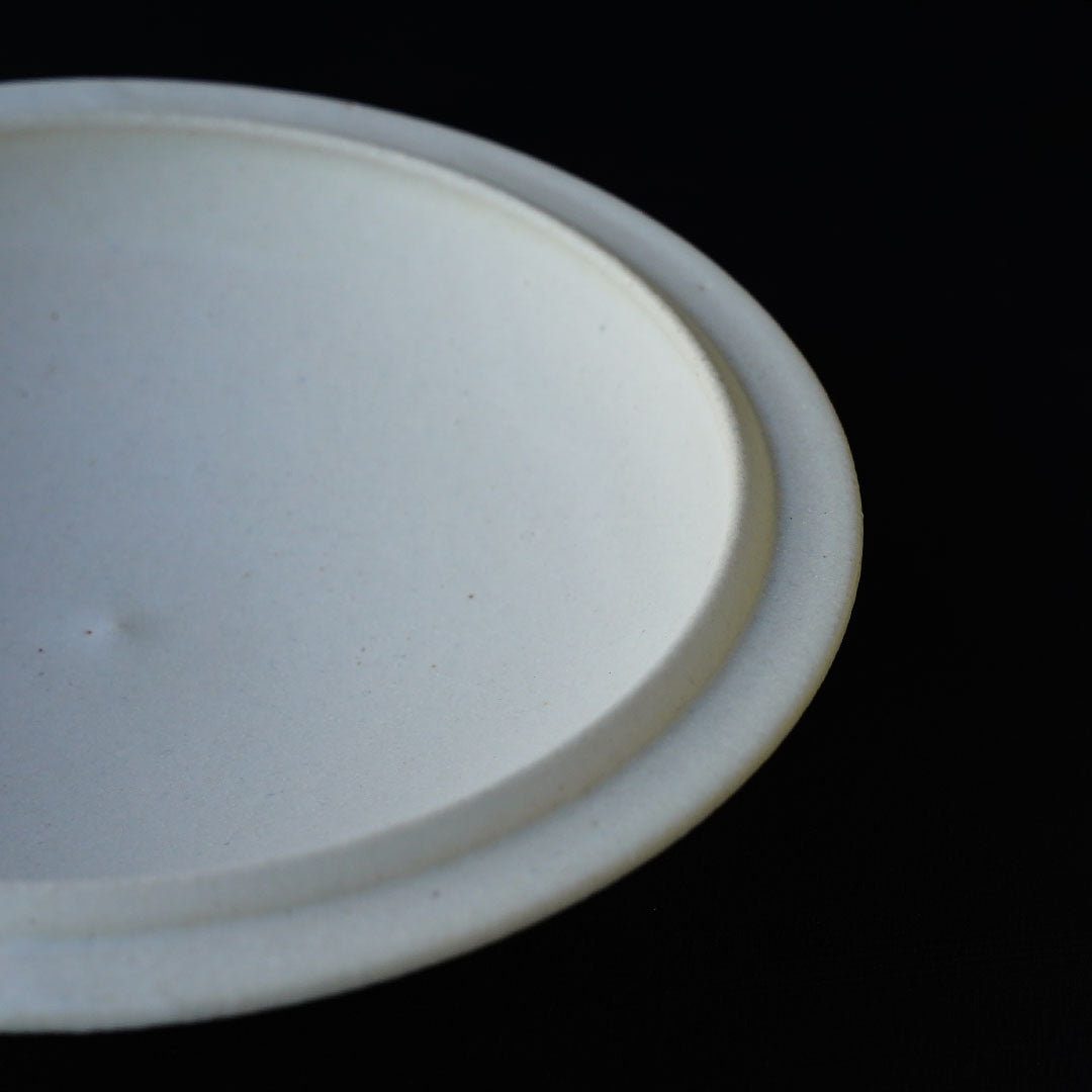 Atsushi Funakushi Round Plate White
