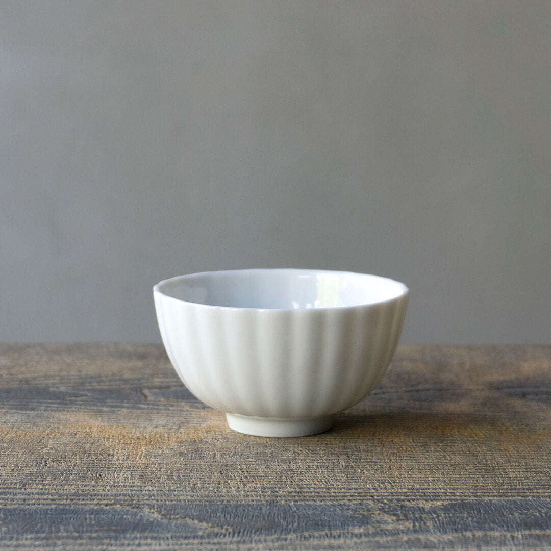 Yuichi Murakami - White Porcelain Tea Bowl "Rinka"