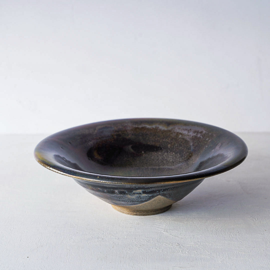 Yukiko Kiln 22cm Plate with Flared Rim "Kuro (Black)-Karatsu"