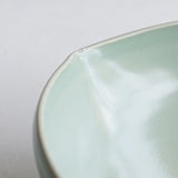 Almond Bowl M Sage Celadon