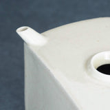 Toubou Makiya Sake Vessel Cube White