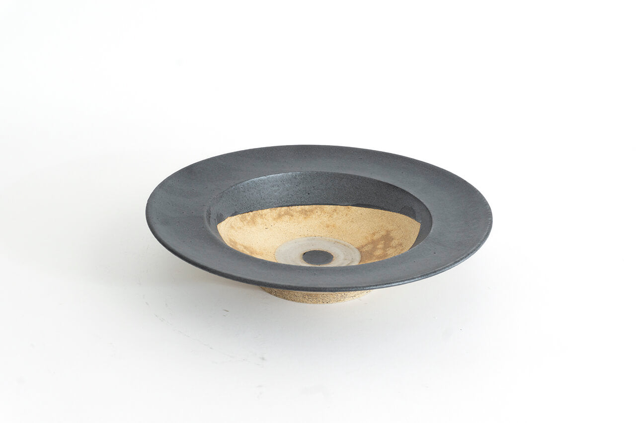 Pottery studio ICHI Mintama Rim Plate 24cm Black
