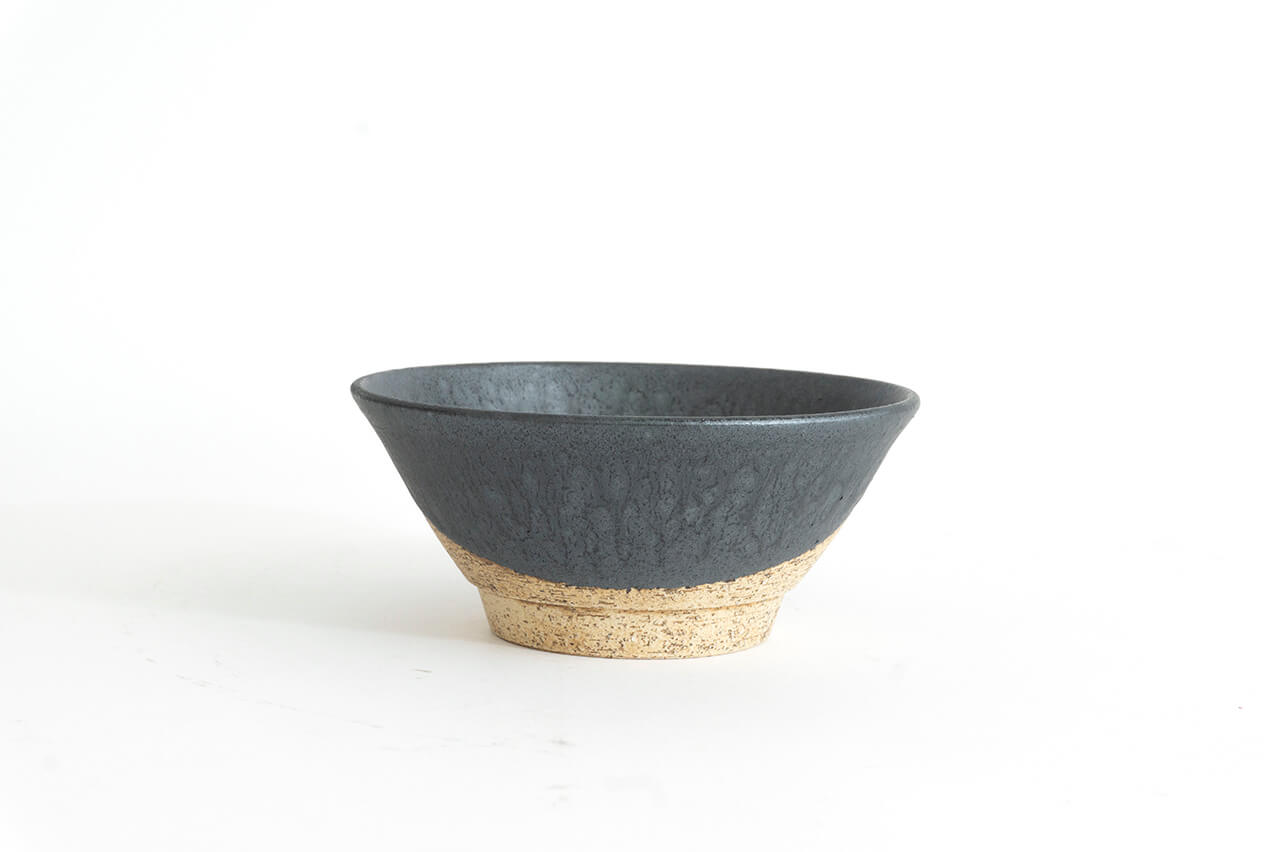 Pottery studio ICHI Mintama Makai 12cm Black