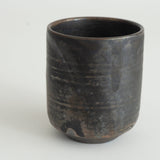 由起子窯 切立 湯呑小 黒唐津