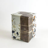 色絵銀彩紅白梅三段重箱