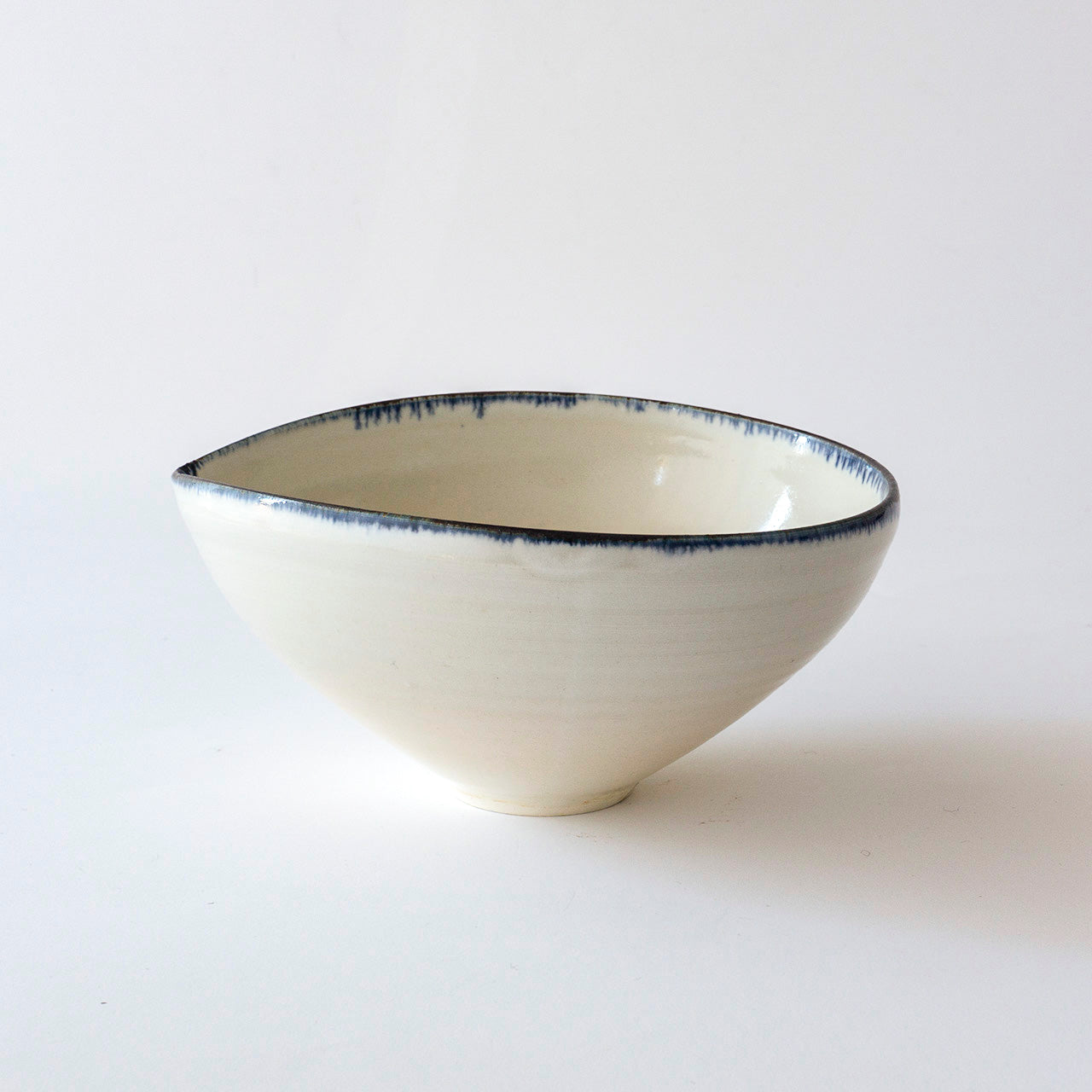 中里花子 Almond Bowl S ブルー皮鯨