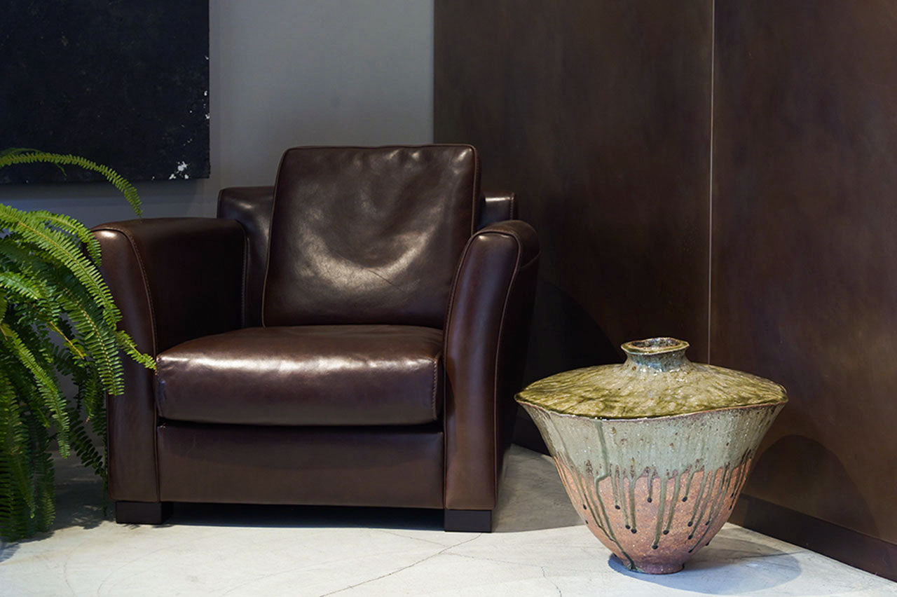 Masayuki Miyagi Vase 22C ash glaze