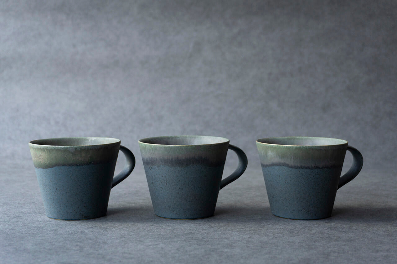 安藤由香 マグカップ 台形 NV