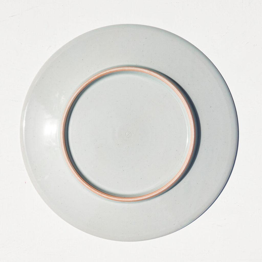 こいずみみゆき 幅広のリム皿 7寸 白 – 雨晴/AMAHARE