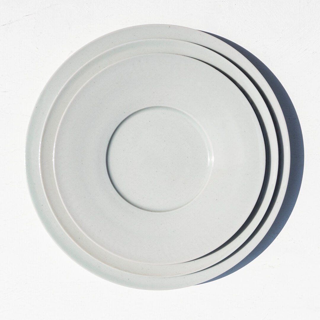 Miyuki Koizumi 24cm Wide Rim Plate Green