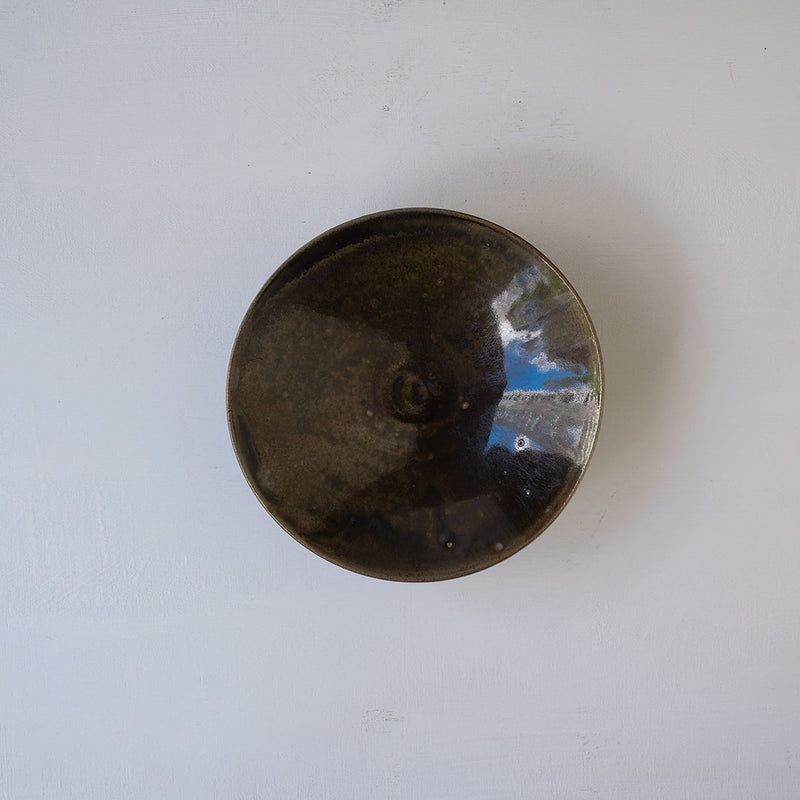 ●25-YT101 Yohen Black Karatsu Plate