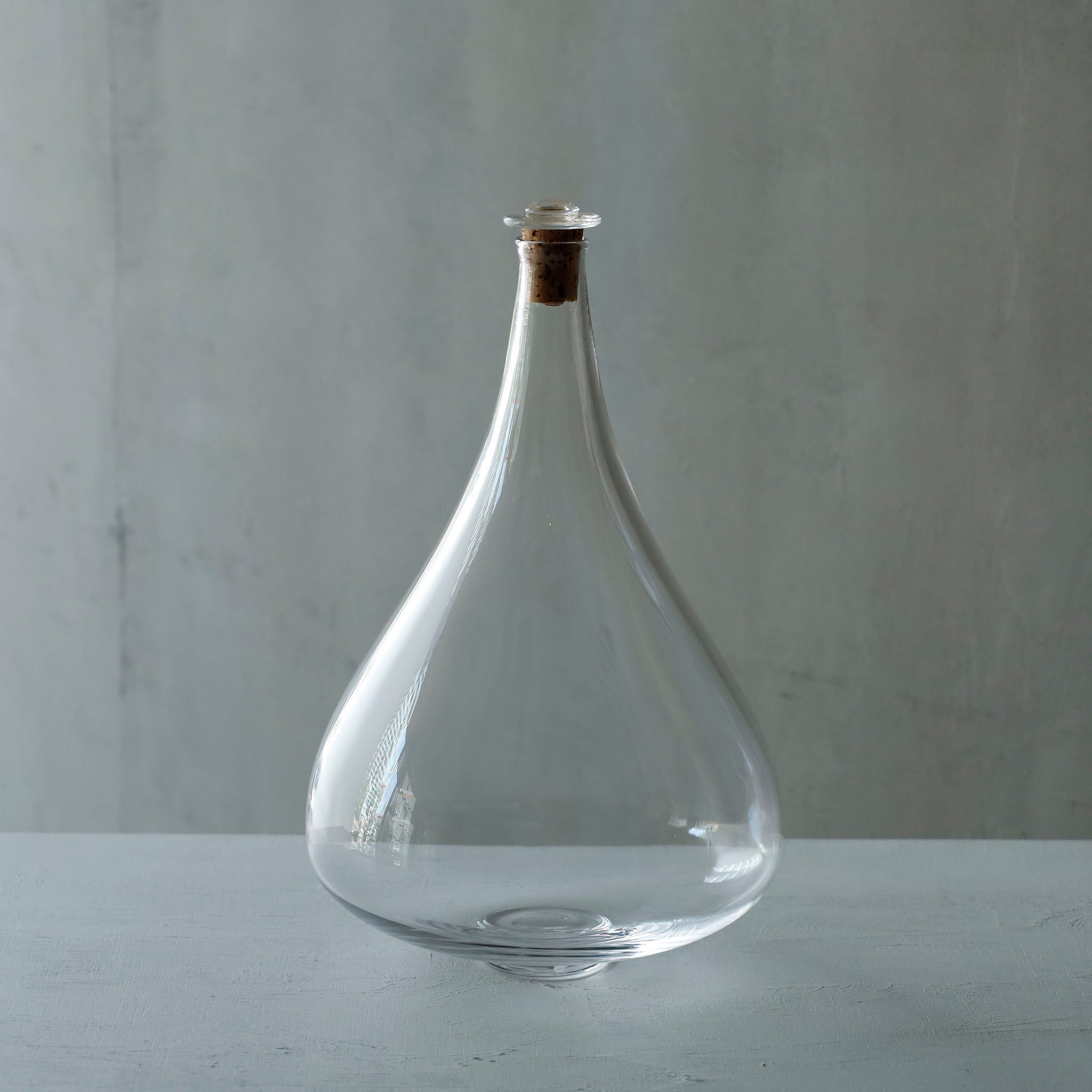 ●26-TE-107 Bottle (Large) CLEAR