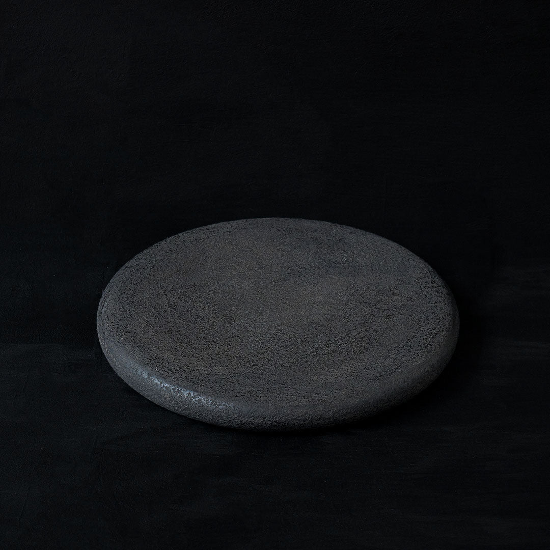 ●25-KF Sabi-urushi Reversible Plate 24cm Black