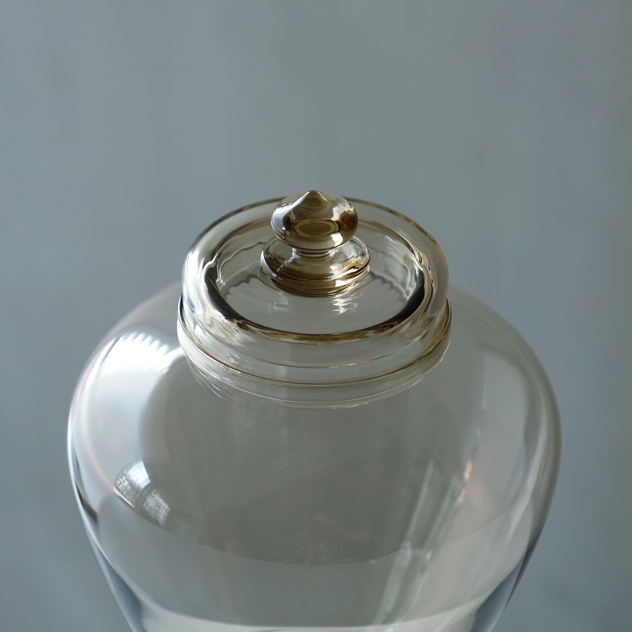 ●26-TE-117 Futamono (Lidded Jar) AMBER