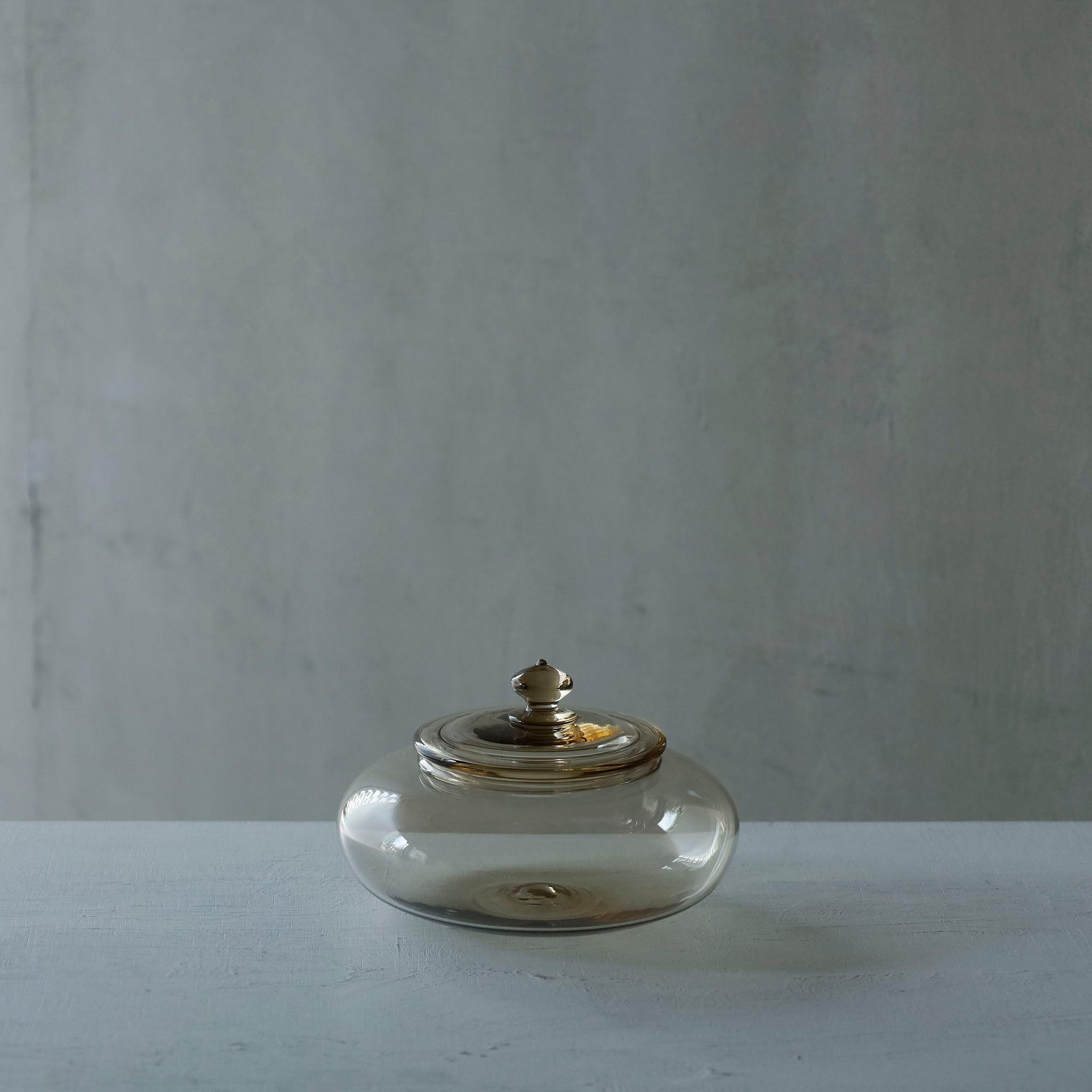 ●26-TE-117 Futamono (Lidded Jar) AMBER